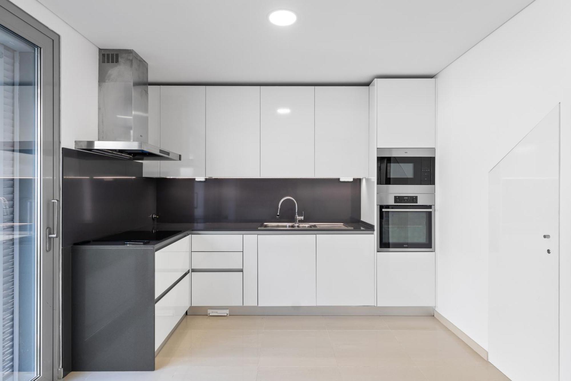 Charmy Estoril By Amber Star Rent Villa