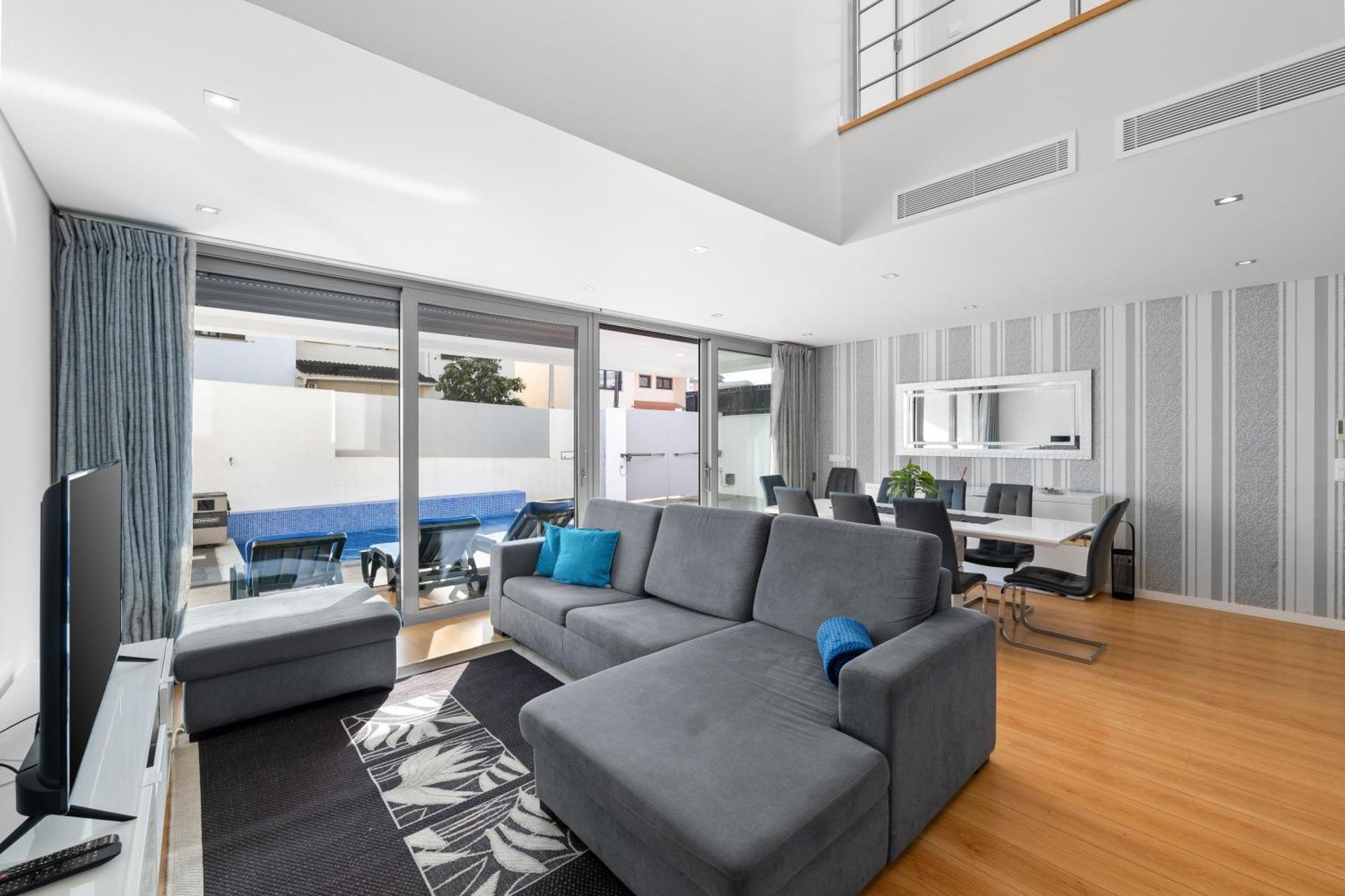 Charmy Estoril By Amber Star Rent Villa Cascais