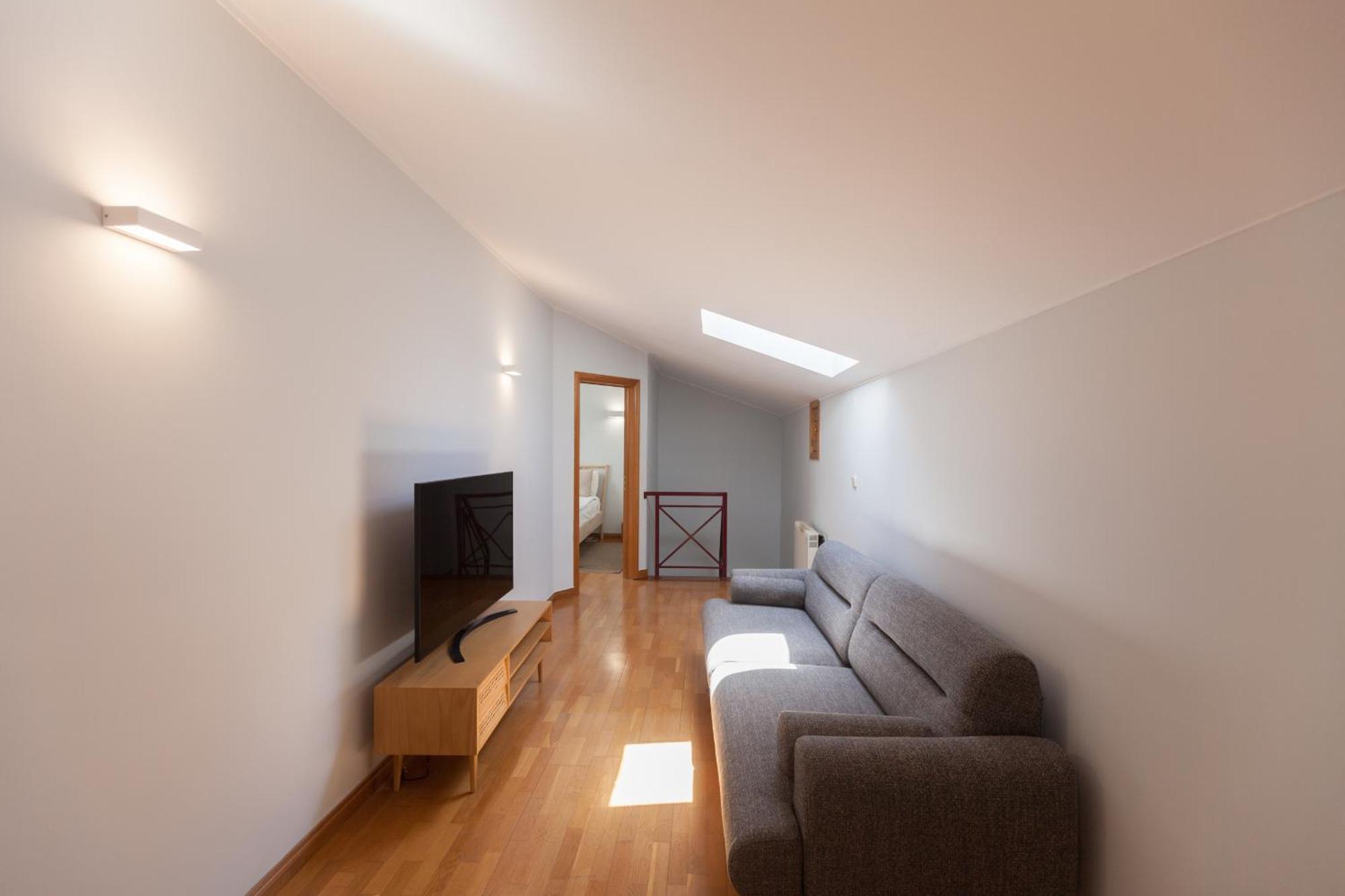 Flh Duplex Apartment *
