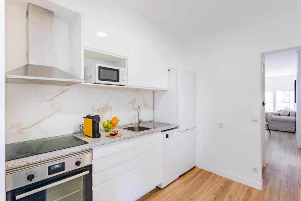 Apartment Seaside Modern Flat Ii At Historical
