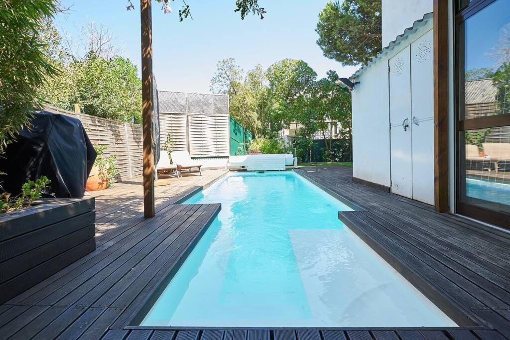 Apartamento Central Holiday Home