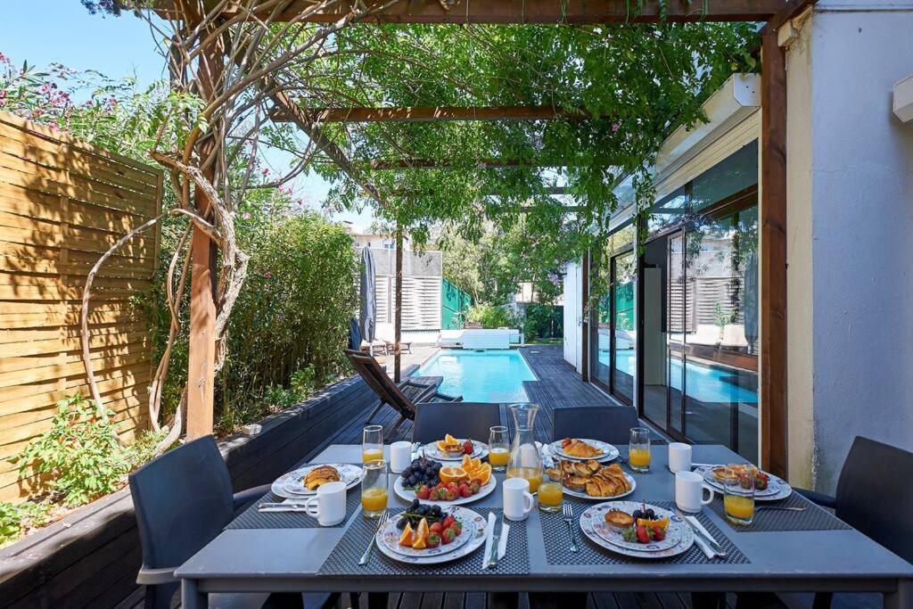 Apartamento Central Holiday Home