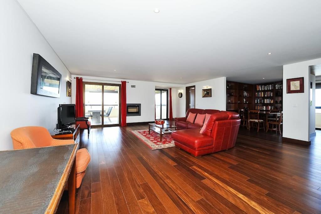 Amazing Sea View Apartment Cascais