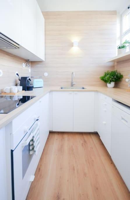 Center Family With Courtyard Apartment Cascais