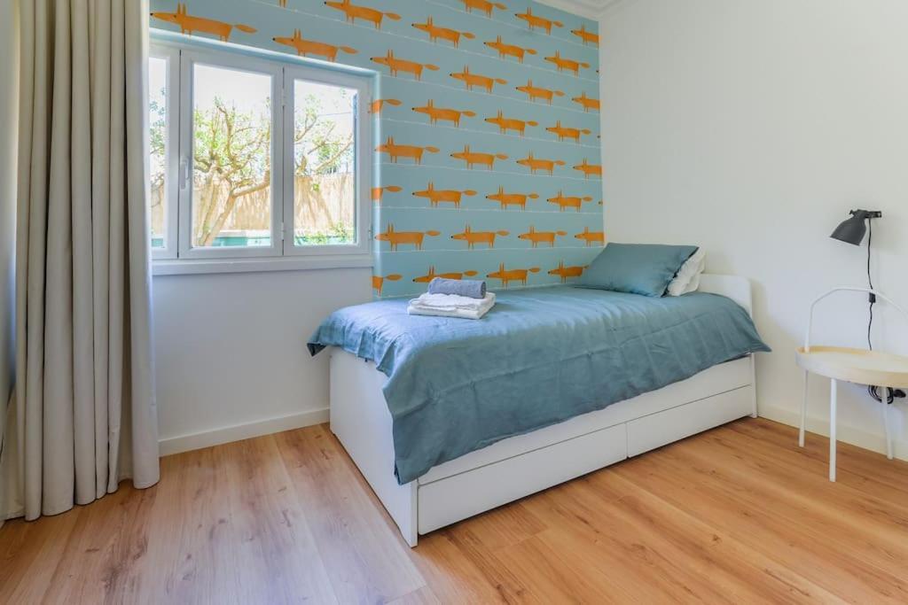 Center Family With Courtyard Apartment *