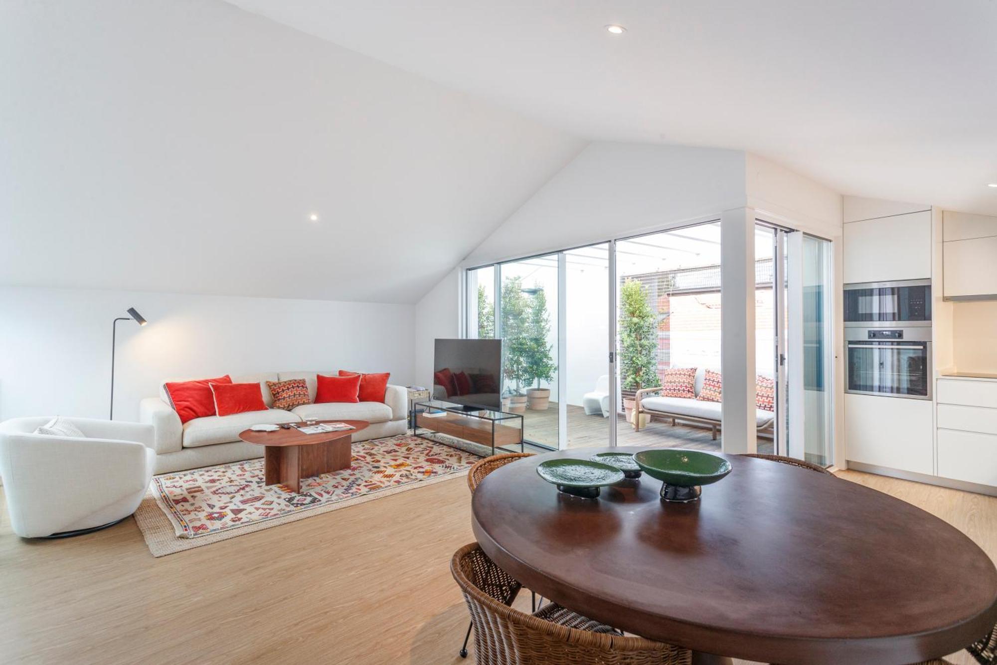 Center Luxury Triplex *