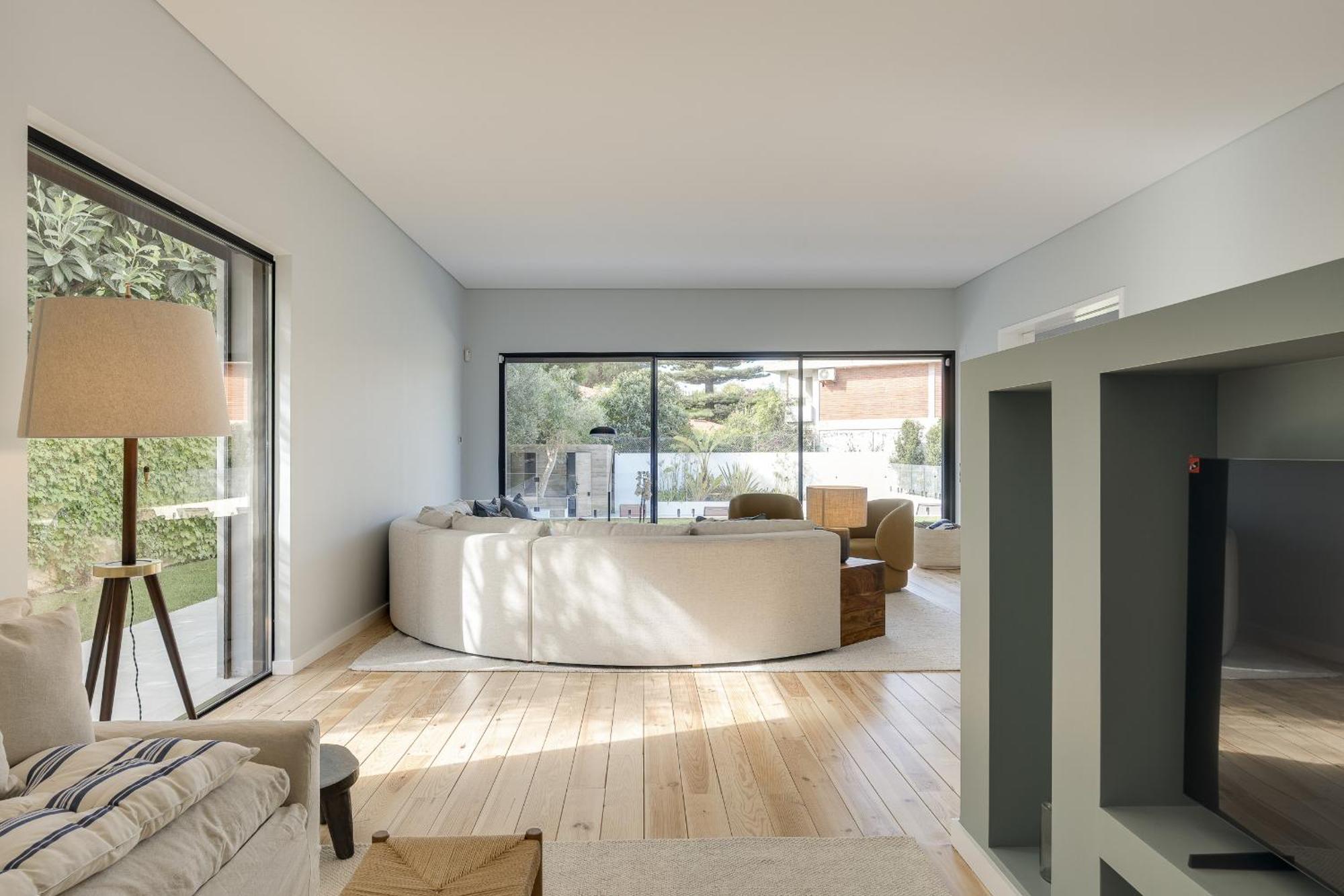 Contemporary By Cadenzalux Pousada Cascais