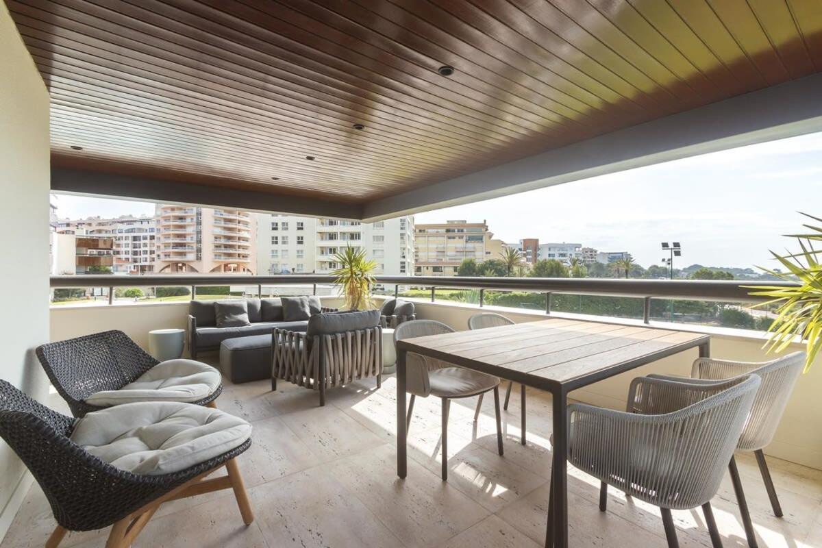 Apartment Oceanfront Lux Sleeps 9