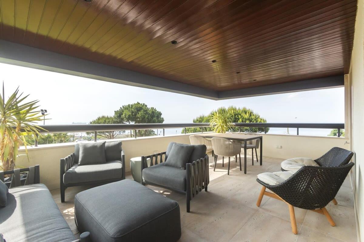 Oceanfront Lux Sleeps 9