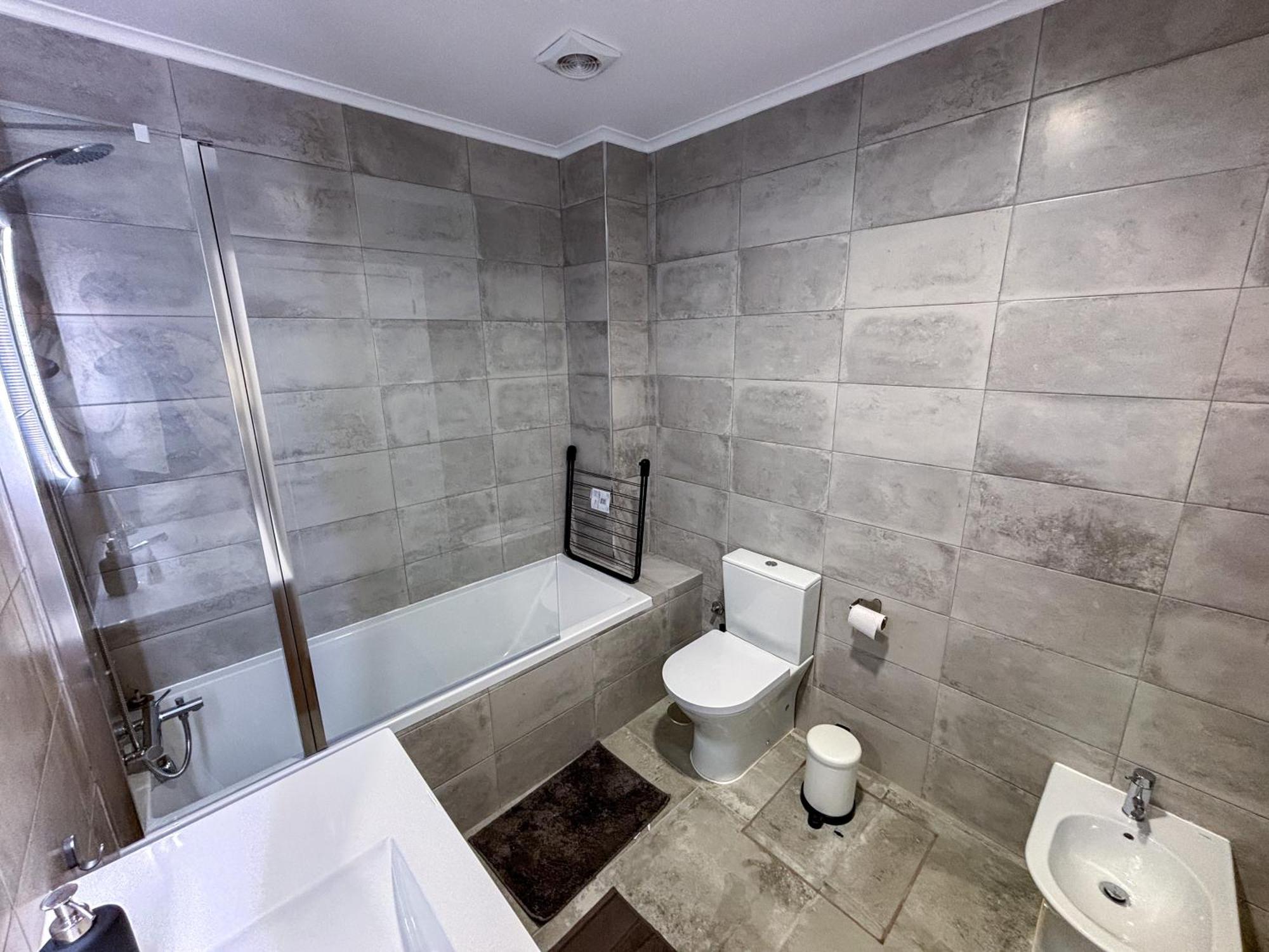 Centrally Located House Up To 5 People In Holiday home Cascais