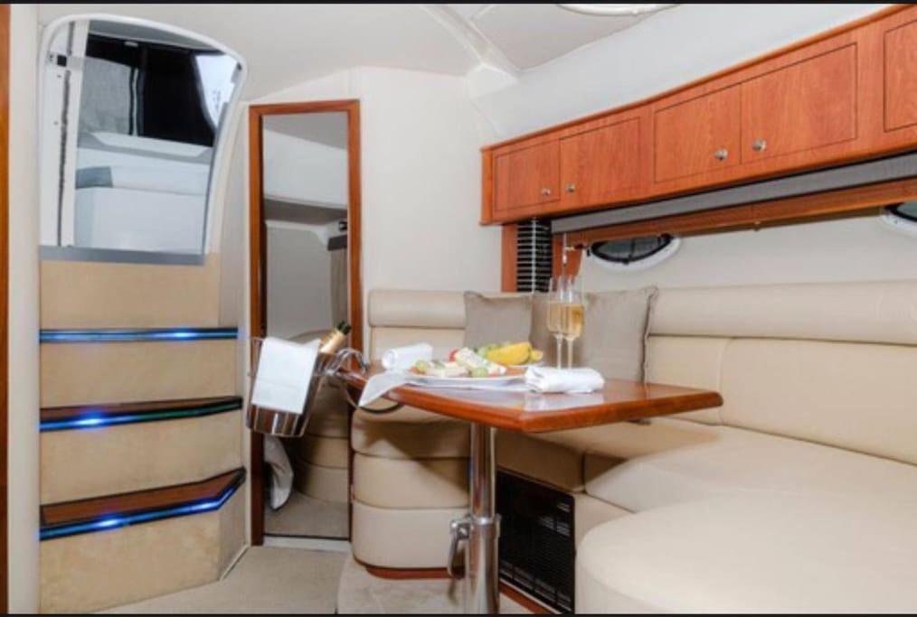 Watervliet Yacht Em