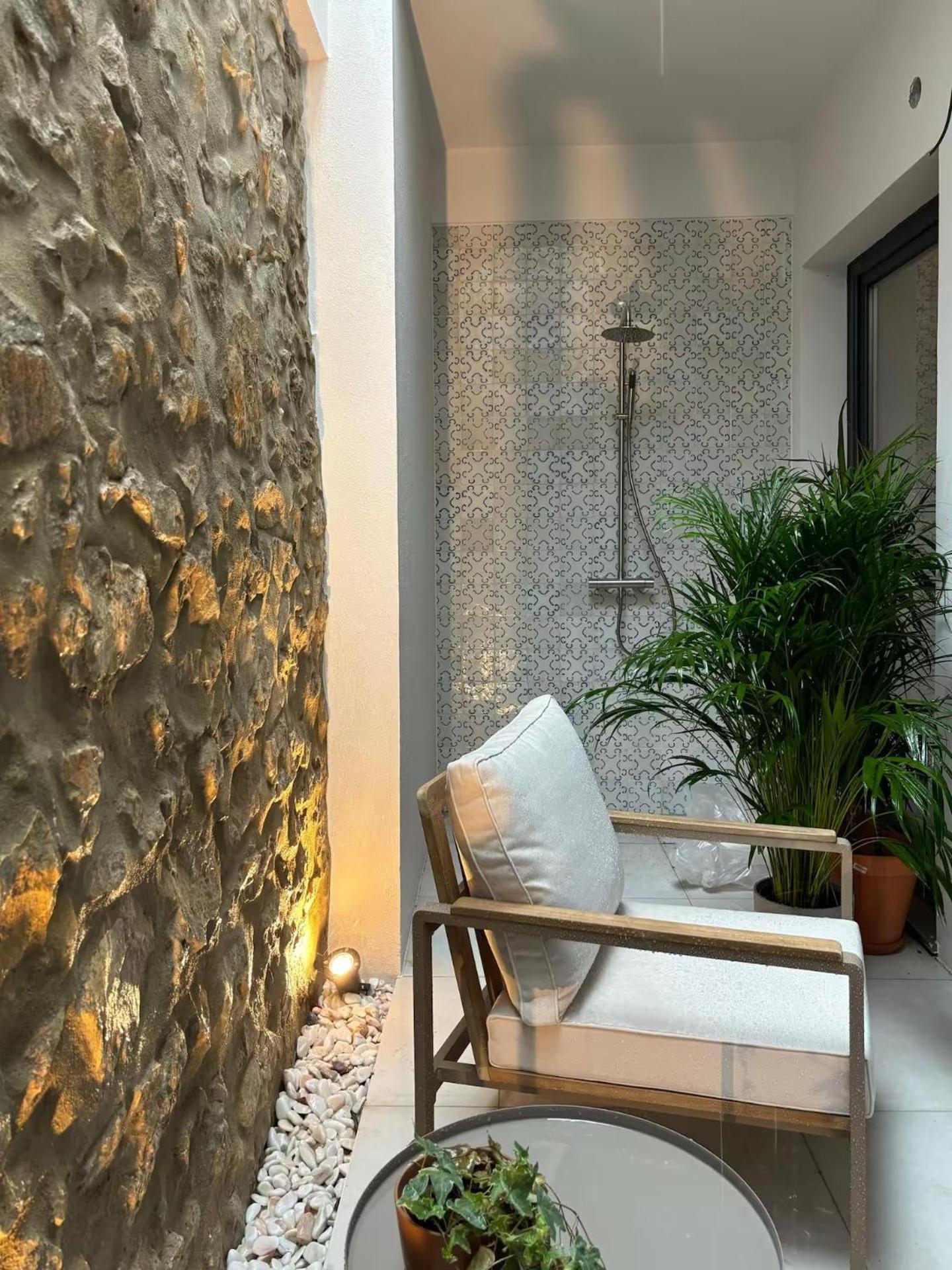 Apartment Prior23 *