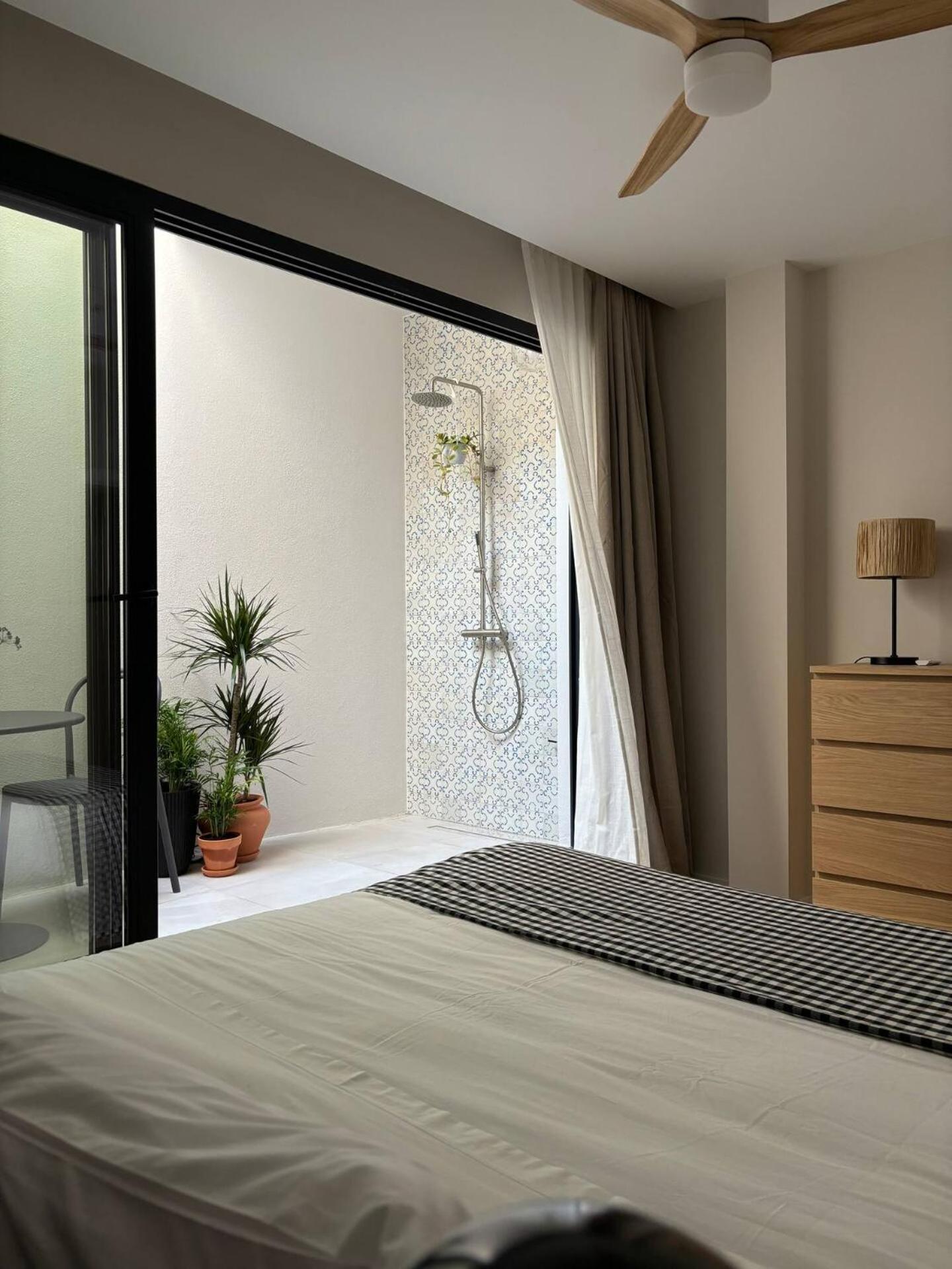 Apartment Prior23