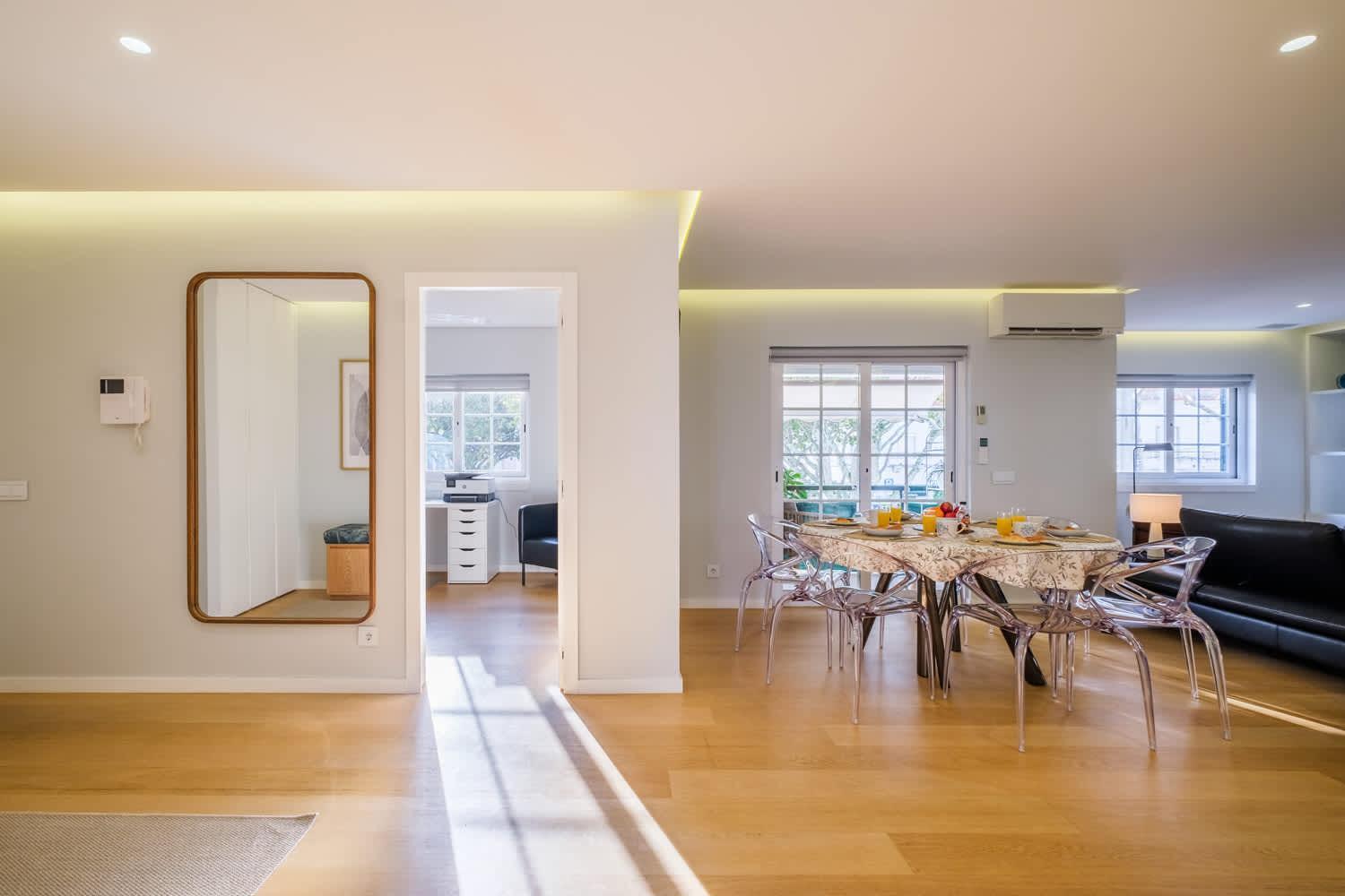 Maestro Park Apartment
