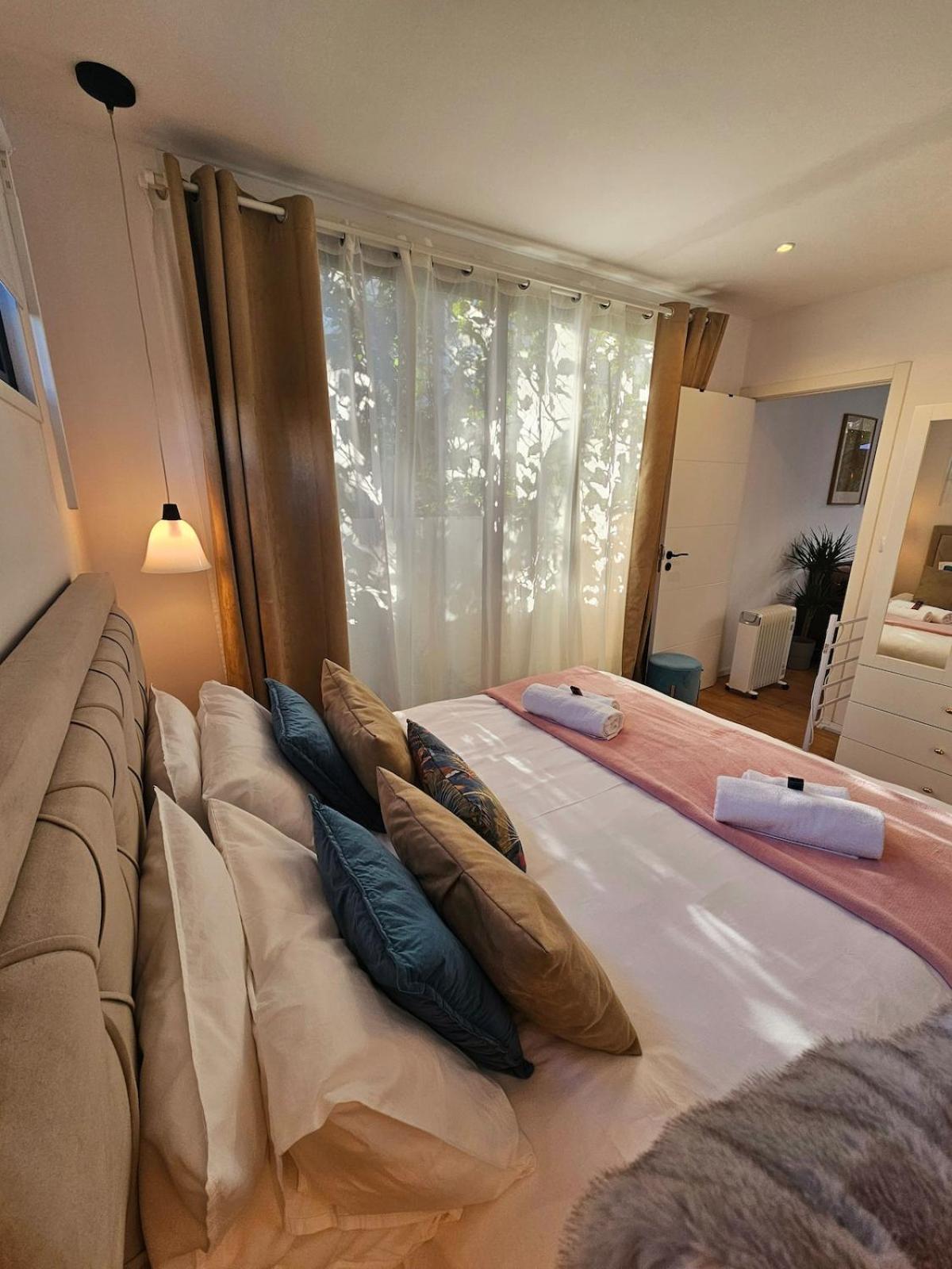 205 Serenity Cascais