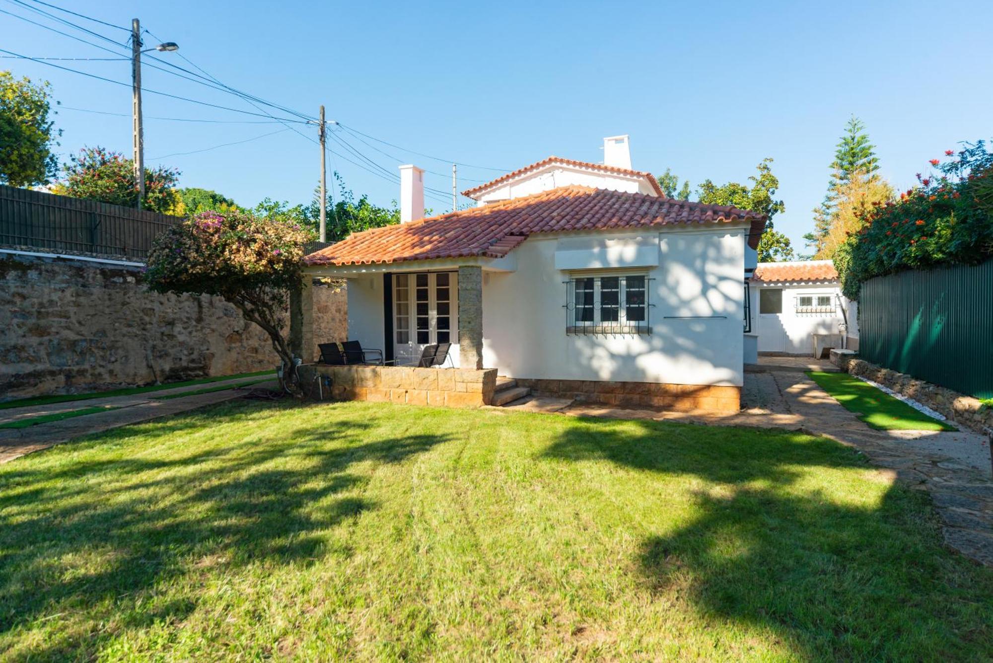 4-bedroom House In Cascais, Near Guincho Ferienhaus