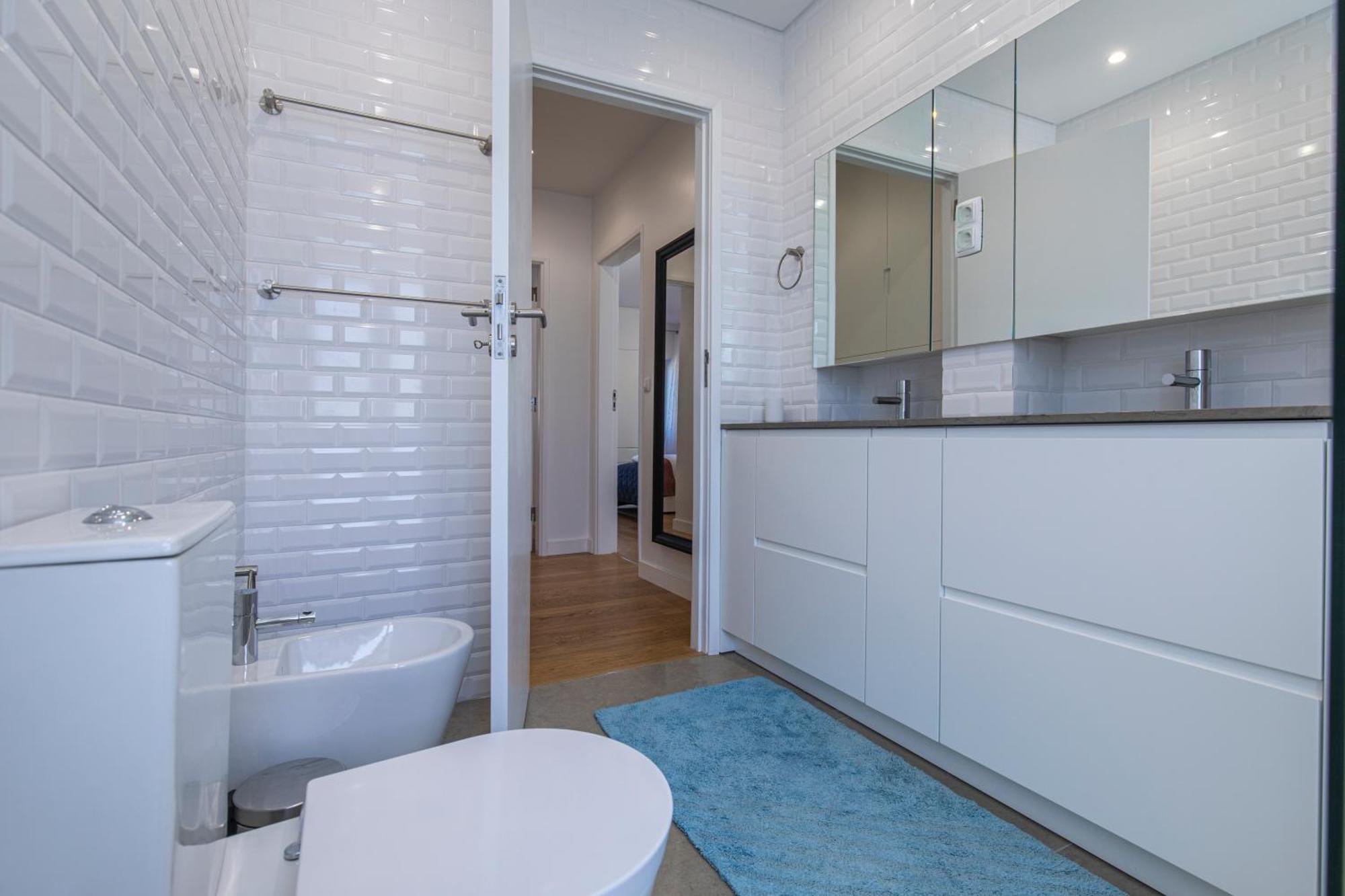Apartamento Lovely Two Bedroom Center