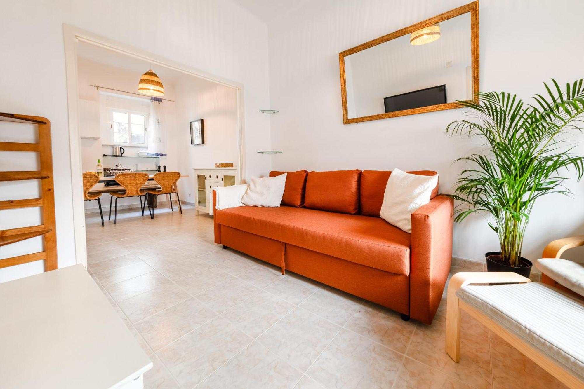 Full Townhouse Center 100m From Cascais