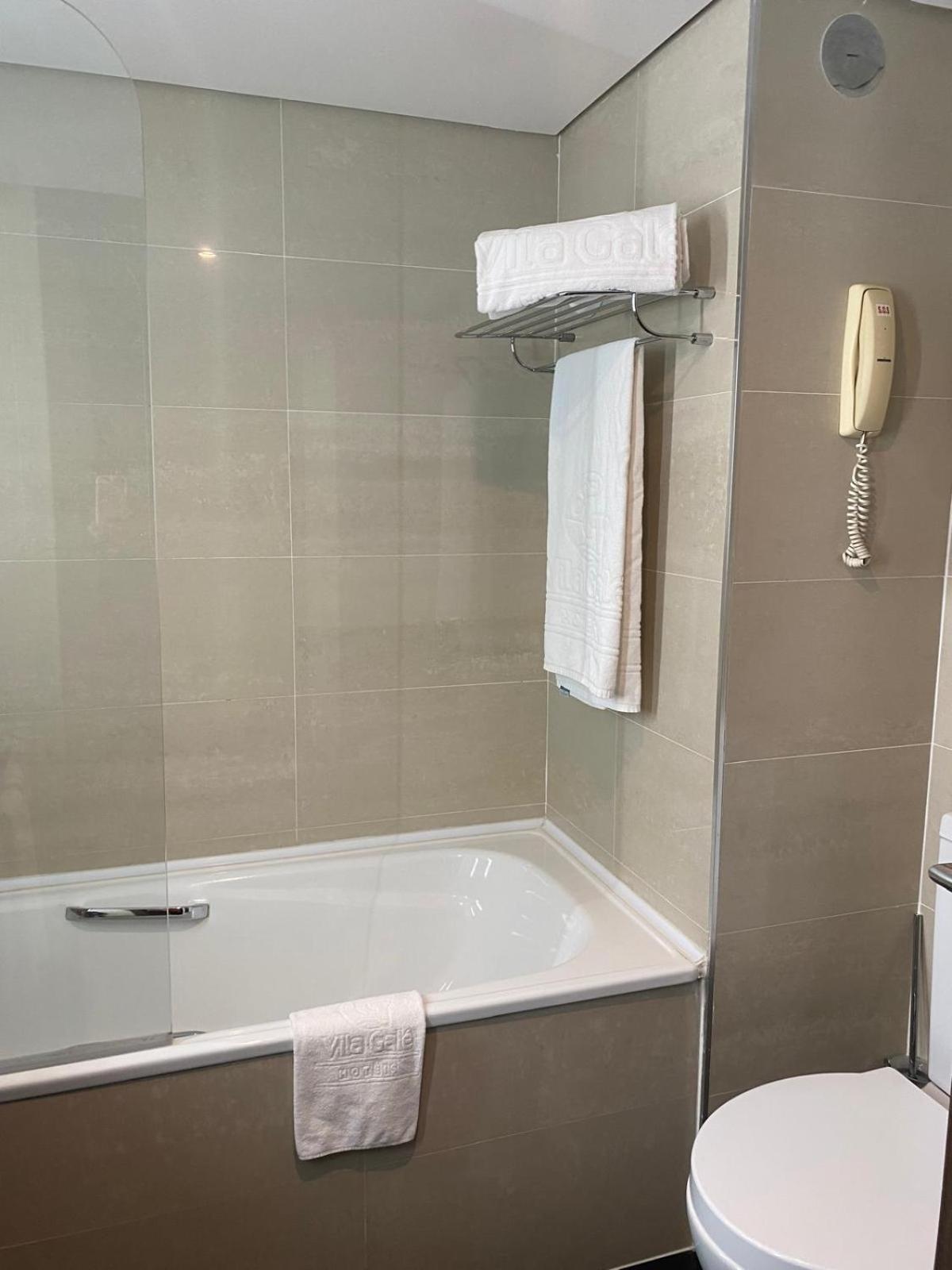 Gale T1 109 Hotel 4*