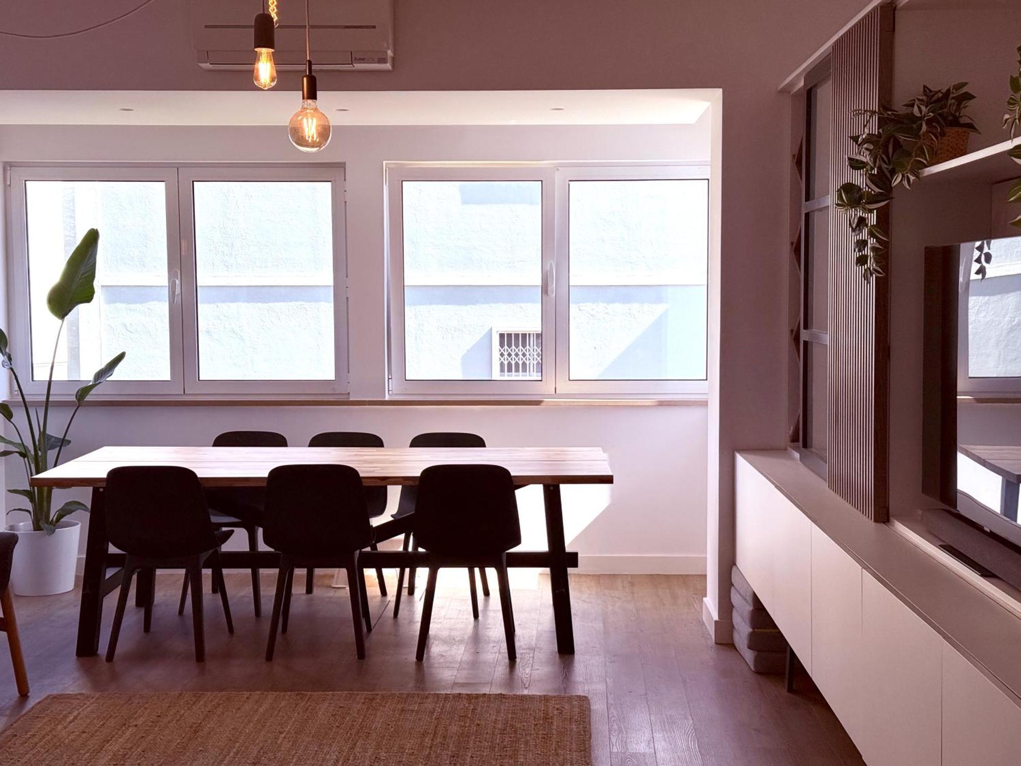 New 3 Bedroom Beachfront Apartment Cascais