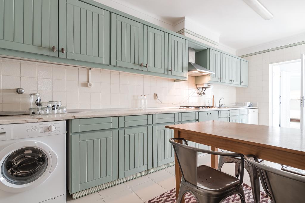Chique And Spacious Flat In * Cascais