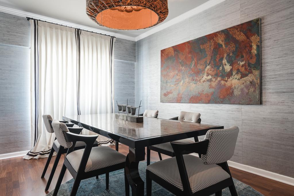 Chique And Spacious Flat In
