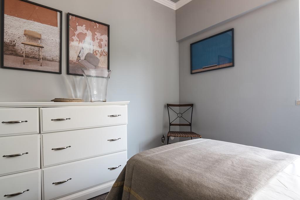 Chique And Spacious Flat In