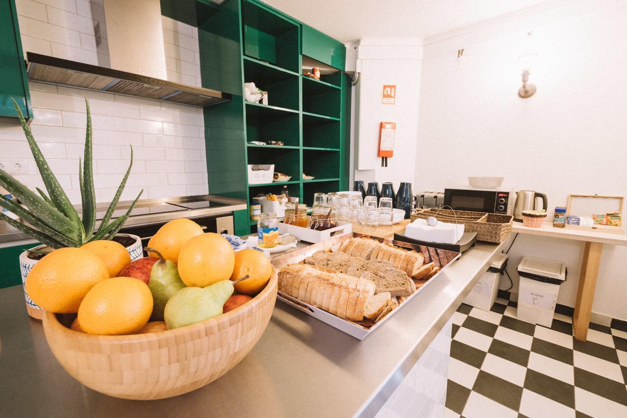 Way & Surf Camp Hostel Cascais