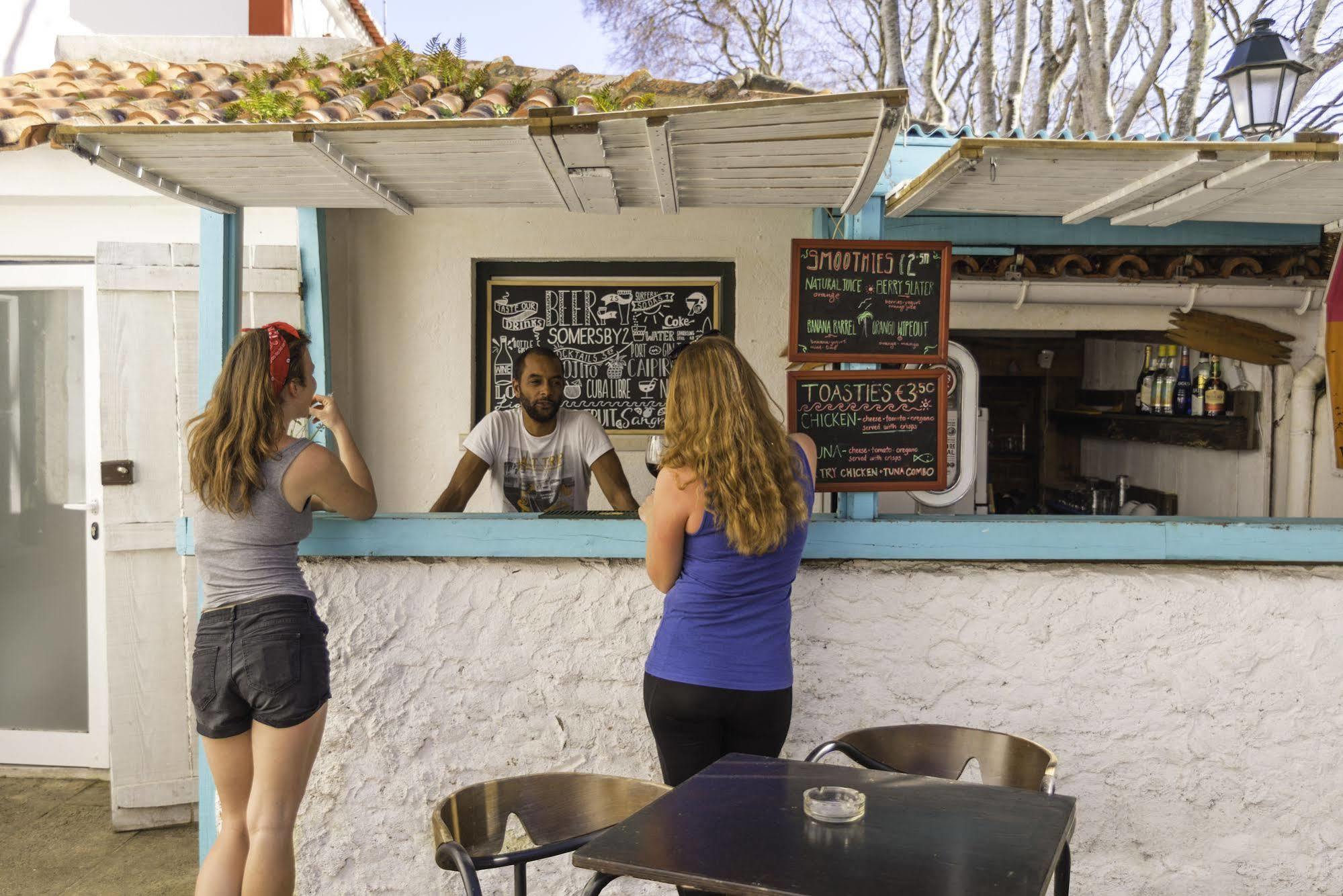 Way & Surf Camp Hostel *