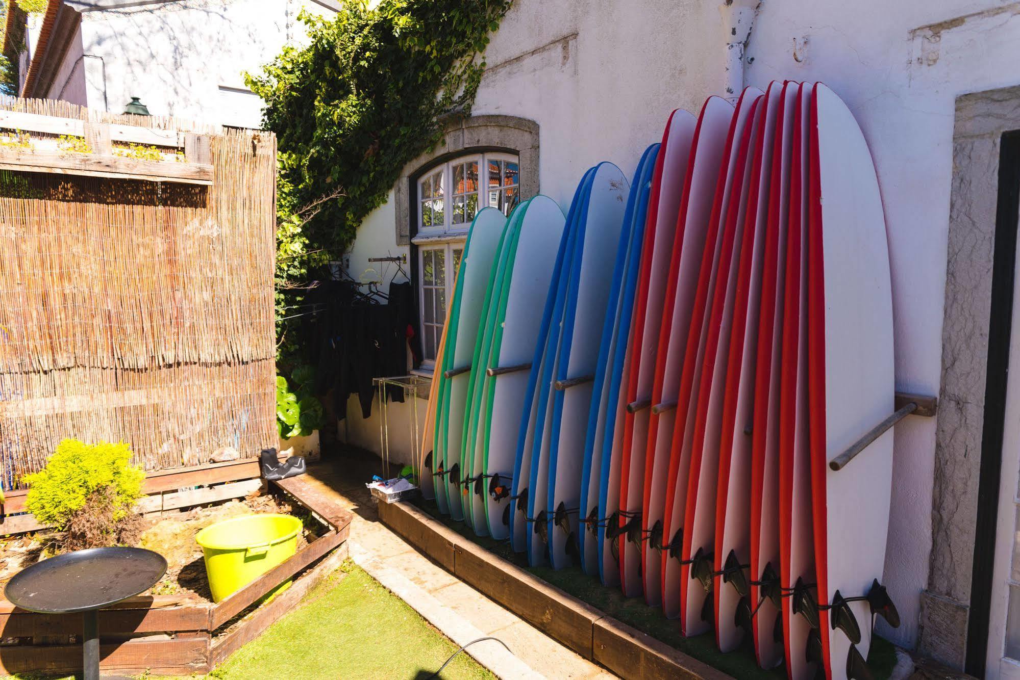 Way & Surf Camp Hostel *