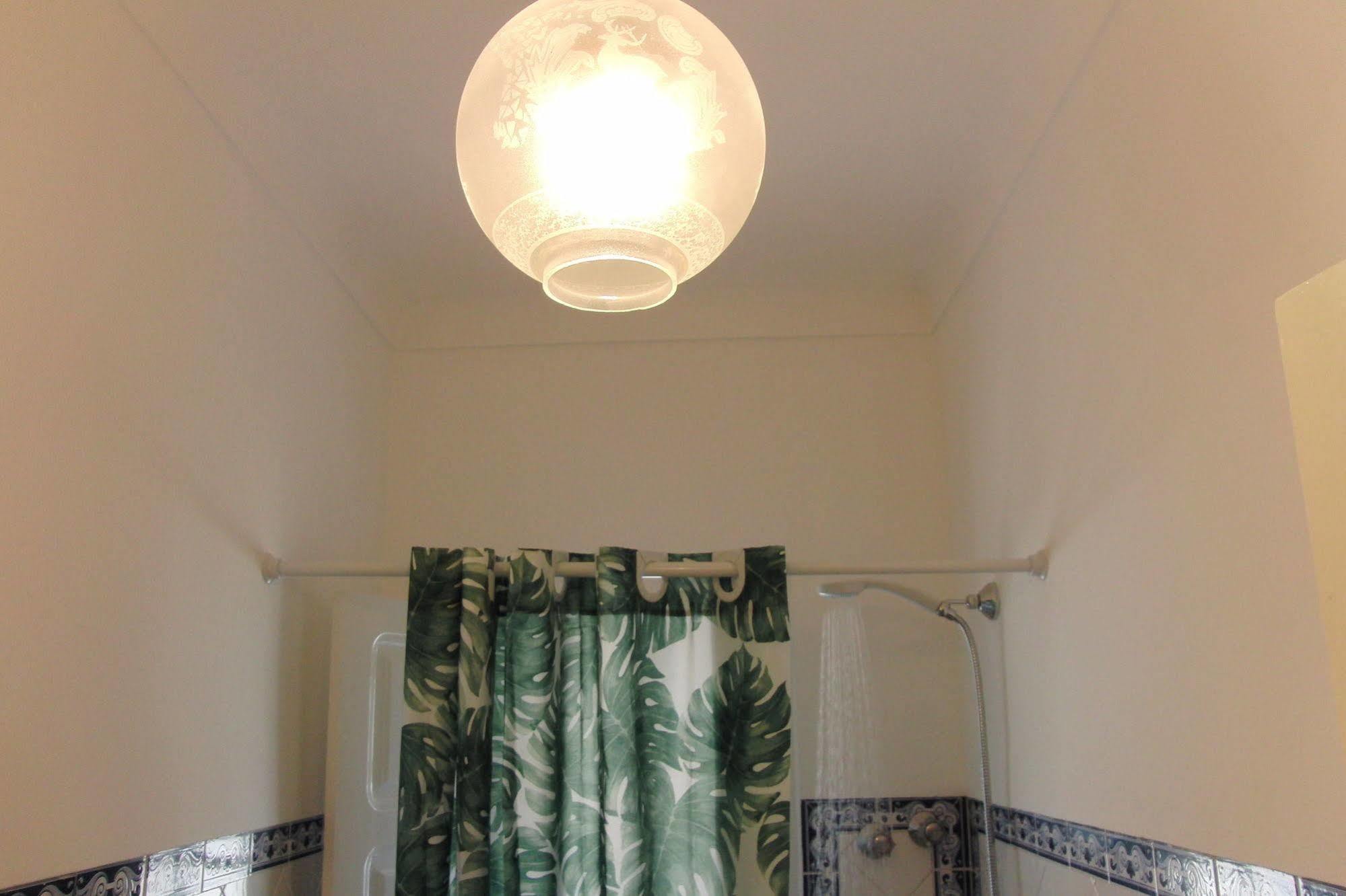 Eco Ljmonade Albergue Cascais