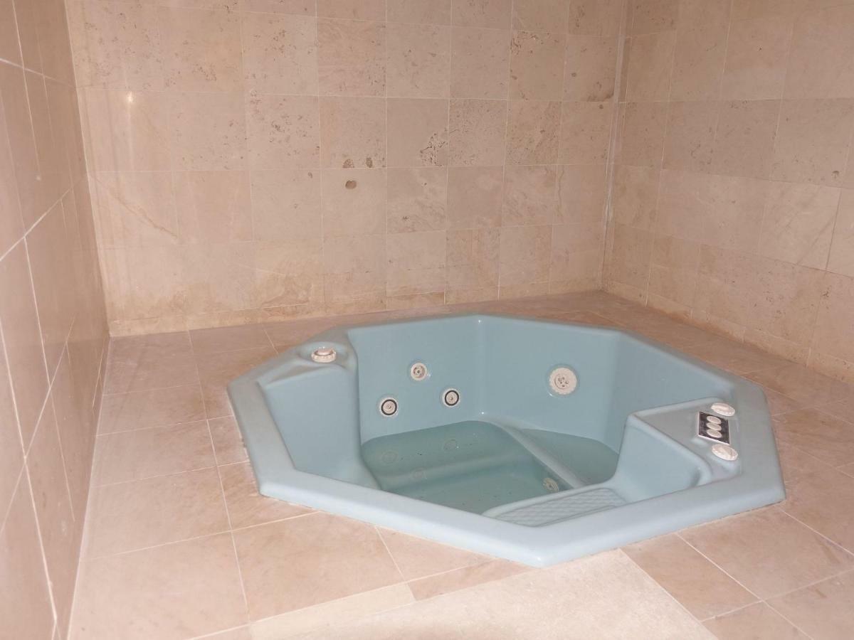 Estoril Budget & 4*