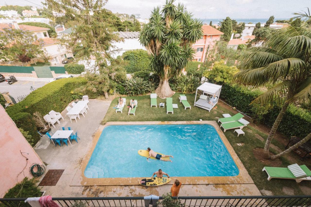 Hostel Way & Surf Camp *