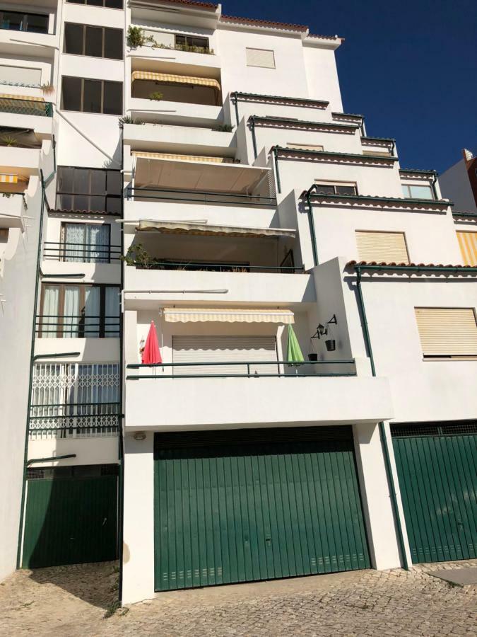 Chique And Spacious Flat In Cascais