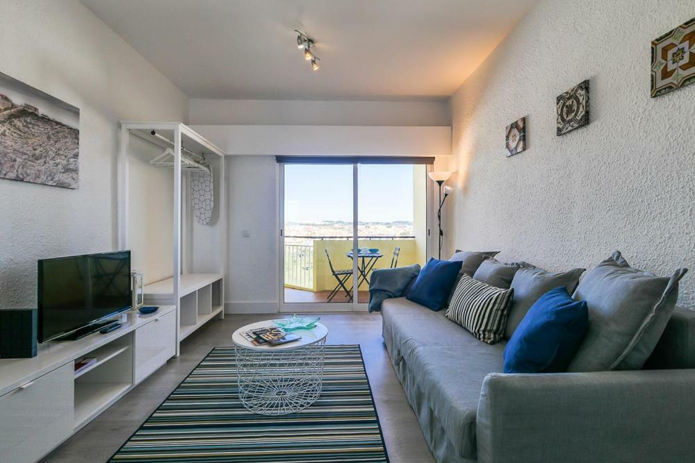 Cozy Studio With Balcony And Beautiful View * Cascais