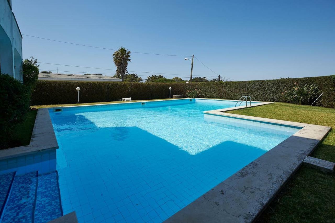 Relaxing W/pool Up To 6 People Holiday home Cascais