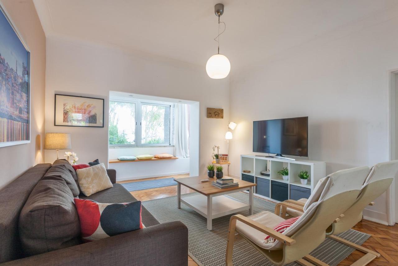 Flh With Terrace Apartment