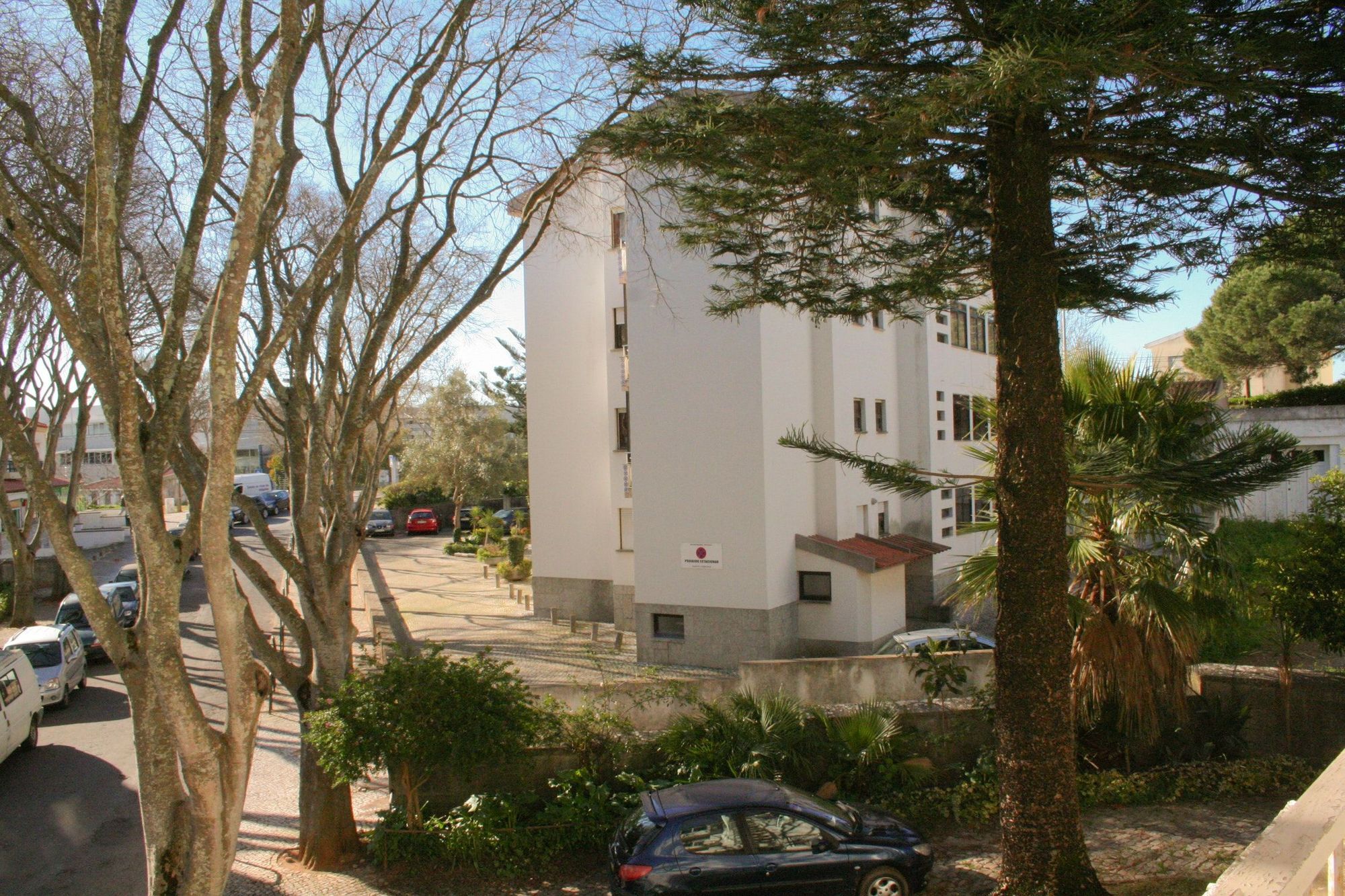 With 2 Bedrooms In Cascais, With Wonderful Sea View, Balcony *
