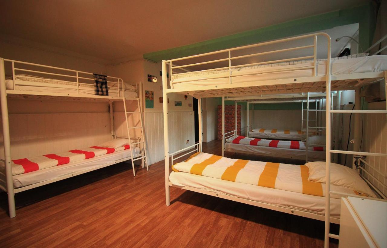 Cool Suites & Pool Hostel