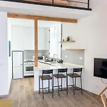 Centrally Located House Up To 5 People In Cascais