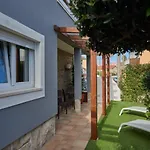 Villacerta Rooms Estoril (Adults Only)