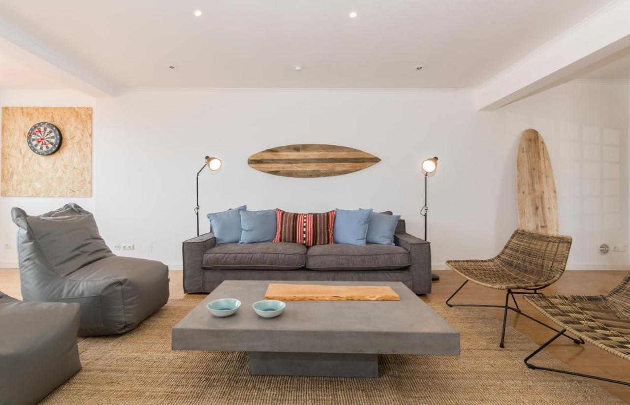 Free Spirit House - Surf & Yoga Retreats Hostel