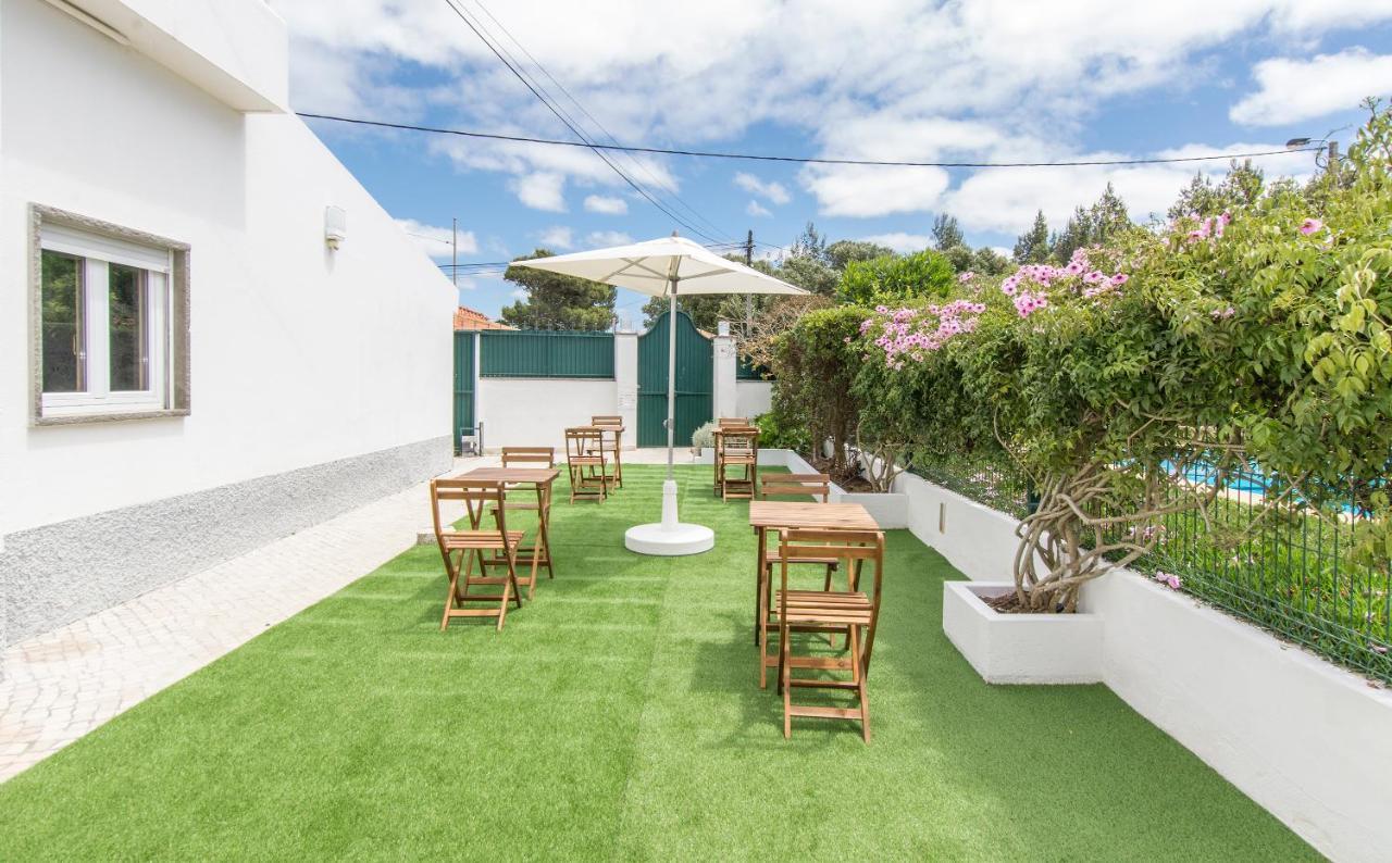 Hostel Free Spirit House - Surf & Yoga Retreats