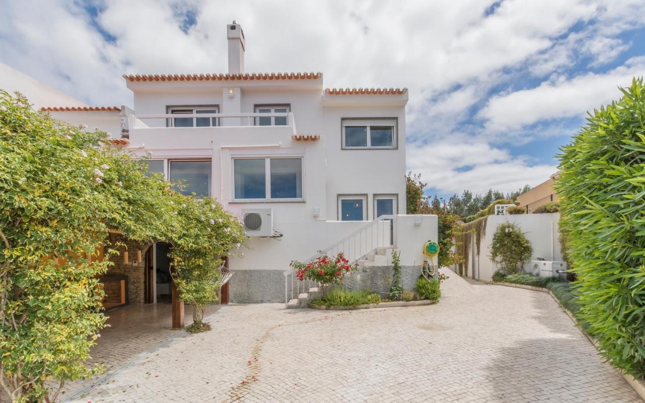 Free Spirit House - Surf & Yoga Retreats *