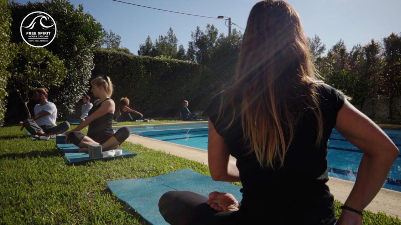 Free Spirit House - Surf & Yoga Retreats Hostel