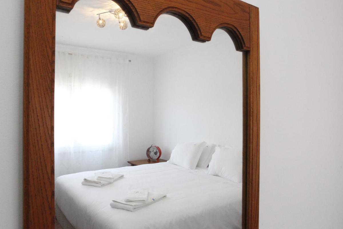 Charming In Peaceful Apartment Cascais