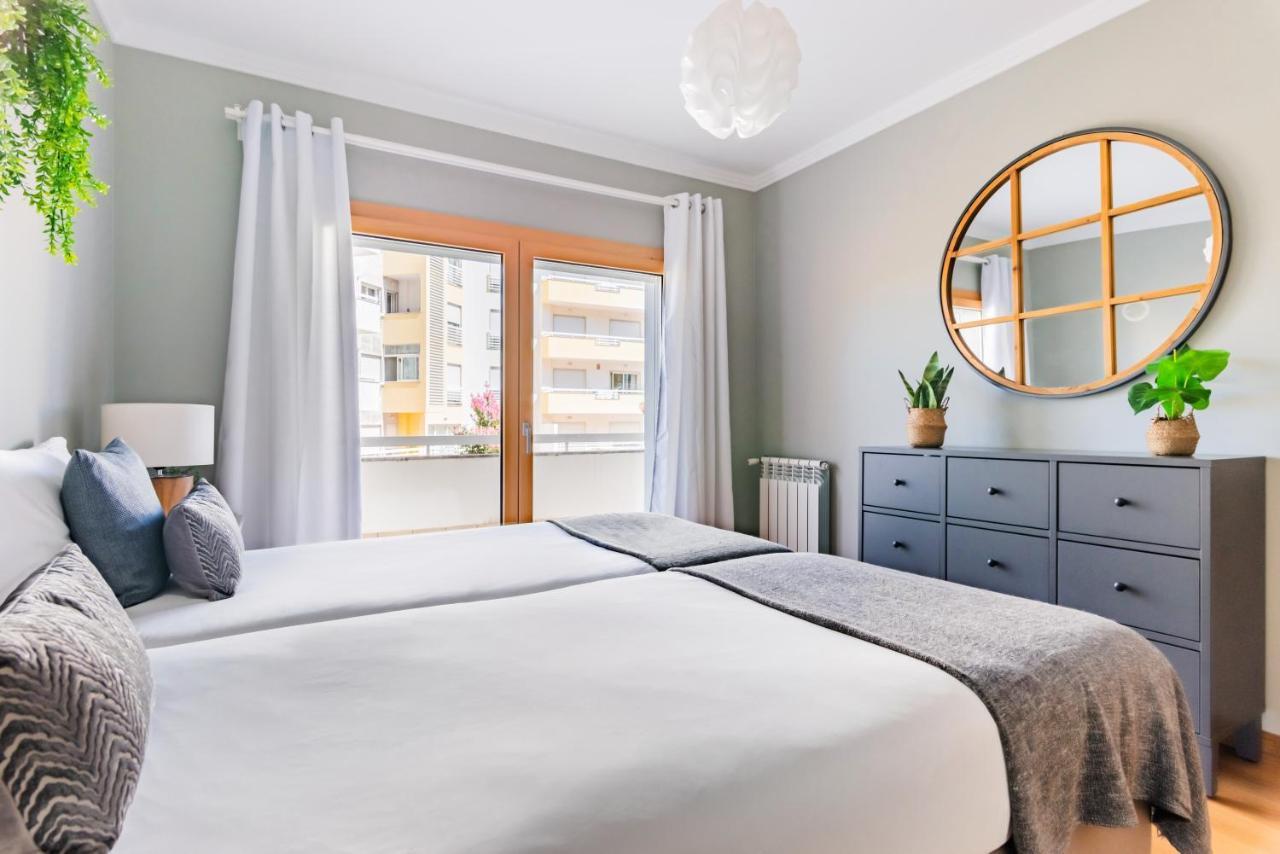 Deluxe Flat Apartment