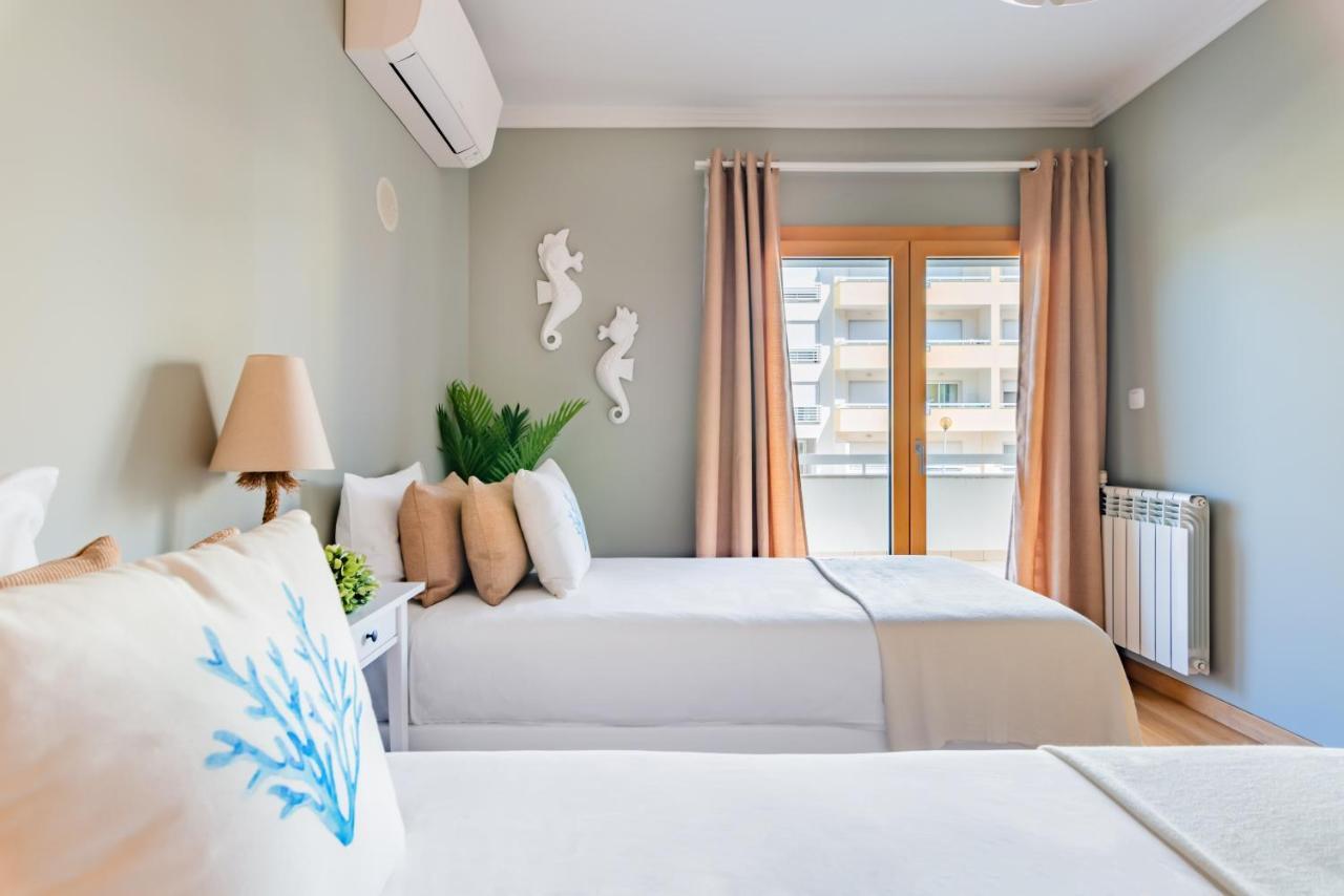 Deluxe Flat Apartment