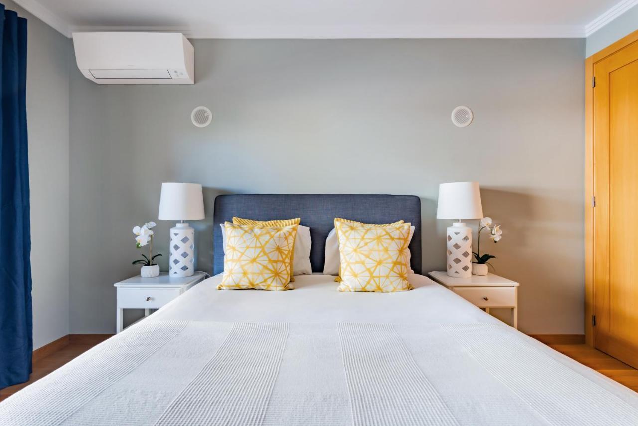 Deluxe Flat Apartment