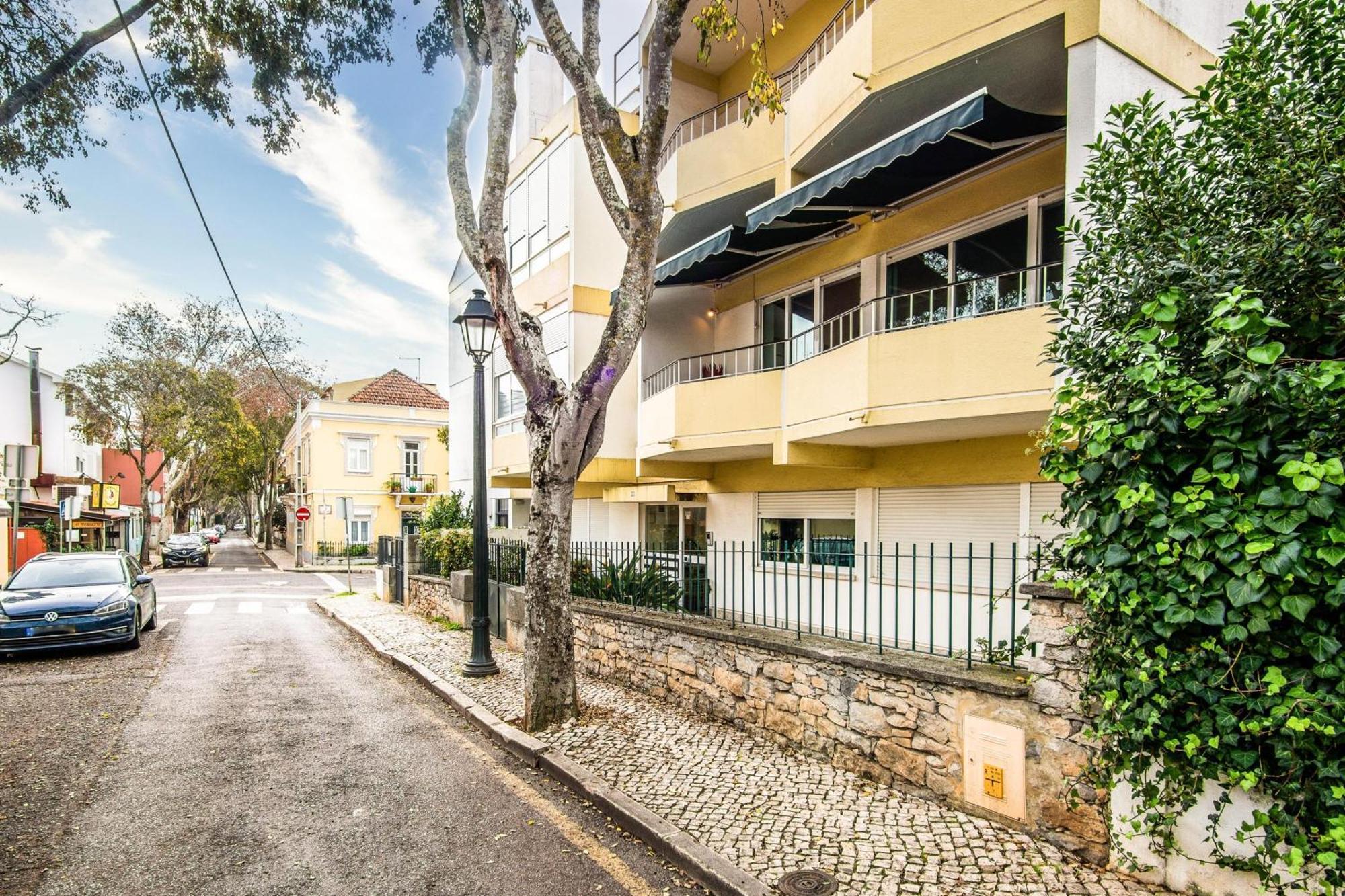 Apartment Elegant In With Fireplace 80 M²